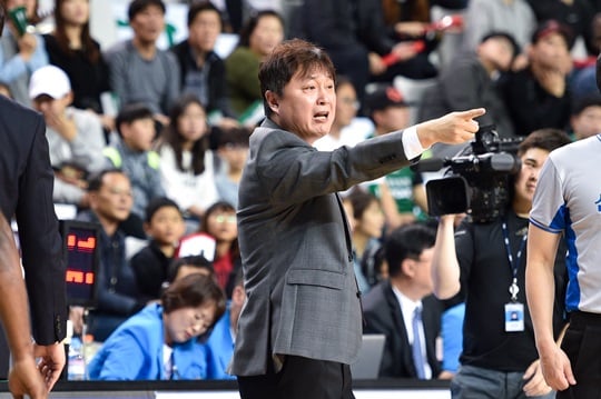 원주 DB 이상범 감독. /사진=KBL 제공