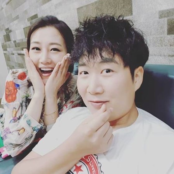 가수 장윤정, 아나운서 도경완/사진=도경완 인스타그램