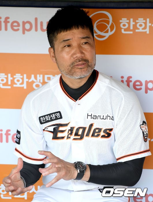 한용덕 감독.