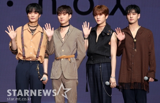 뉴이스트W /사진=김휘선 기자