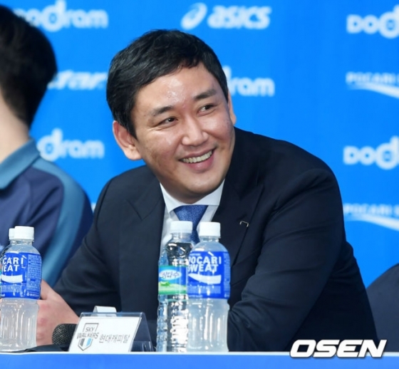최태웅 감독.