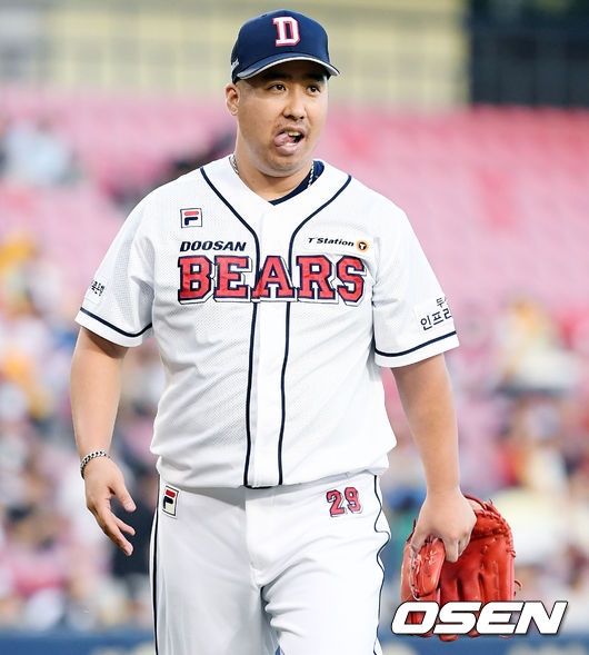 두산 유희관.