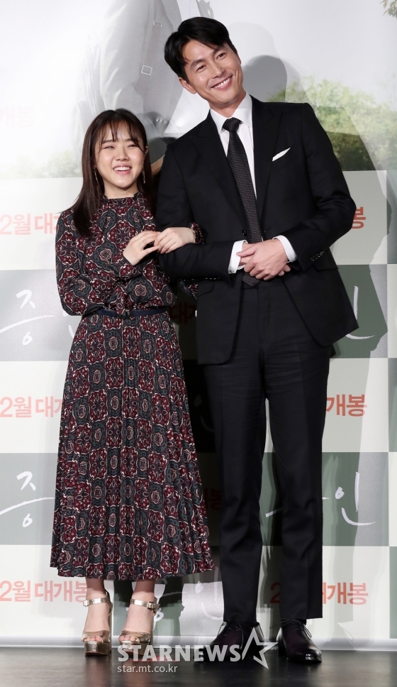 배우 김향기(왼쪽), 정우성 /사진=김휘선 기자
