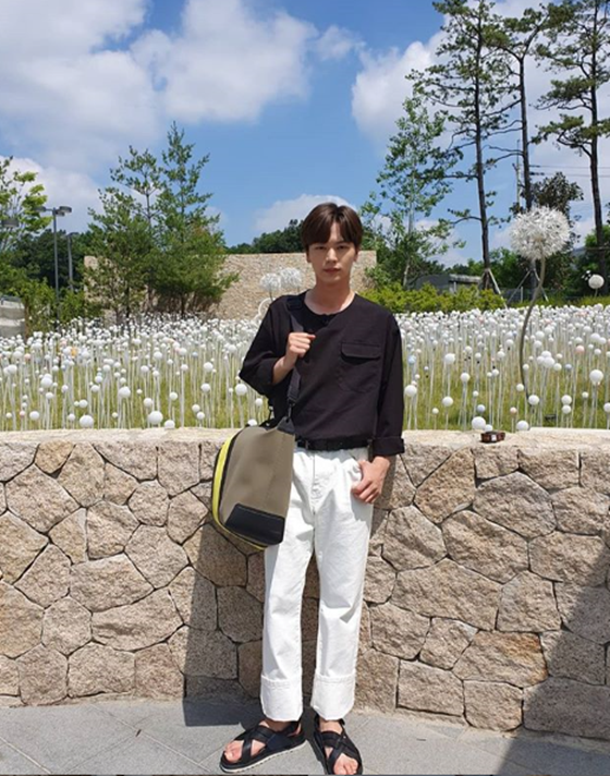 육성재./사진=육성재 인스타그램