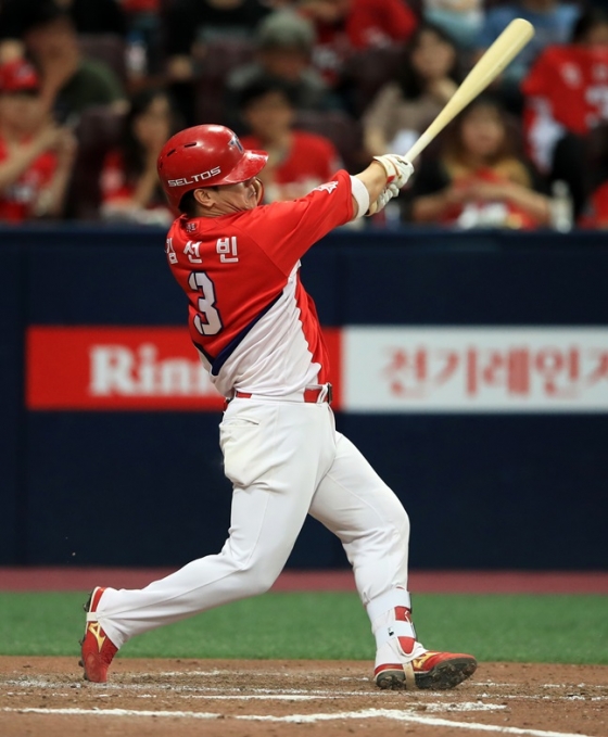 투런 홈런 포함 2안타 2타점을 만든 김선빈. /사진=KIA 타이거즈 제공