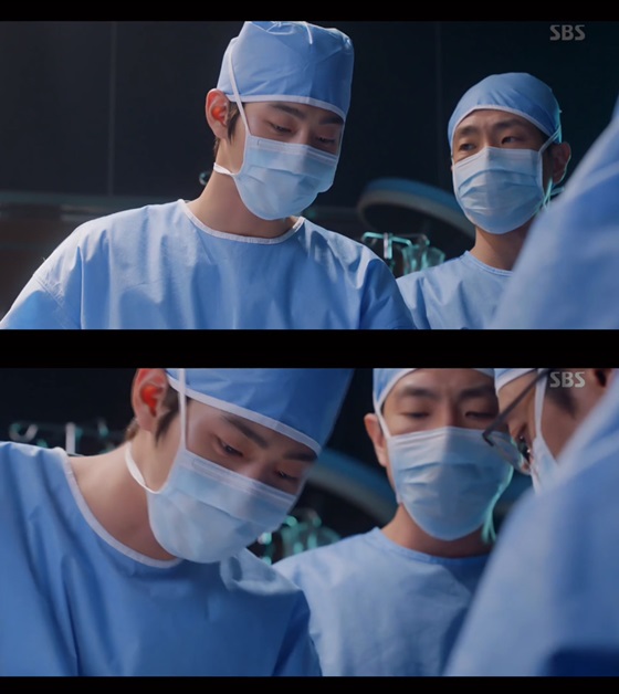 /사진= SBS 새 월화드라마 ‘낭만닥터 김사부 2\' 방송화면 캡쳐.