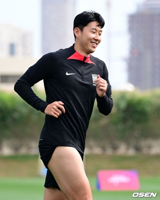 호주전 준비하는 손흥민. /사진=OSEN