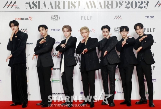 그룹 템페스트가 14일 필리핀 아레나에서 열린 '2023 아시아 아티스트 어워즈 인 필리핀'(2023 Asia Artist Awards IN THE PHILIPPINES, 이하 '2023 AAA') 레드카펫 행사에 참석해 포즈를 취하고 있다.  '2023 AAA'는 스타뉴스가 주최하고 Asia Artist Awards 조직위원회, TONZ 엔터테인먼트, PULP Live World가 공동 주관한다. 그룹 아이브(IVE) 장원영, 가수 강다니엘, 그룹 제로베이스원 성한빈이 MC를 맡았다. 2023.12.14 /사진=이동훈