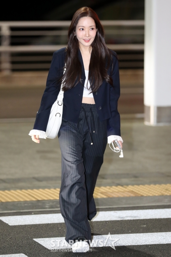 박민영 '공항 런웨이'[★포토]