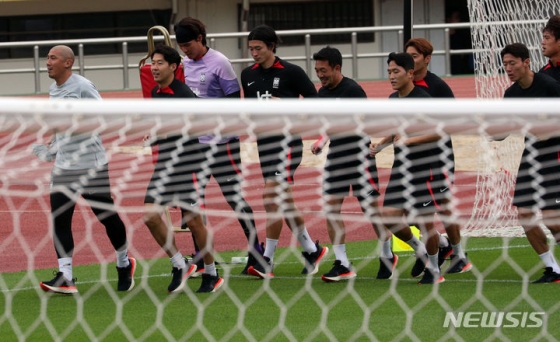 팀 훈련 중인 한국 축구대표팀 선수들. /사진=뉴시스