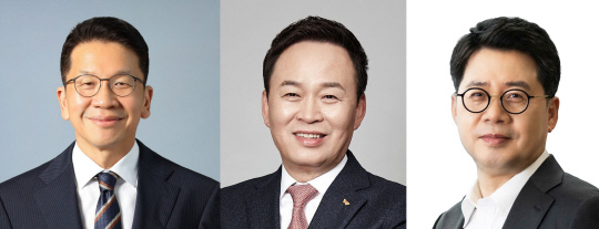최창원 SK수펙스추구협의회 의장(왼쪽부터), 장용호 SK㈜ 최고경영자(CEO), 박상규 SK이노베이션 CEO,