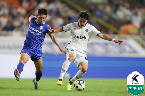 수원 삼성과 안산 그리너스의 경기 중. /사진=한국프로축구연맹 제공