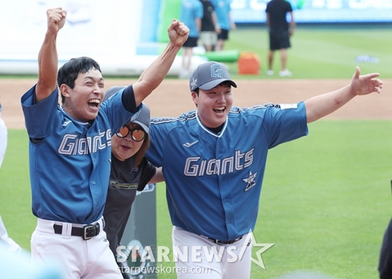 [포토] 황성빈 '원중언니 해냈어!'