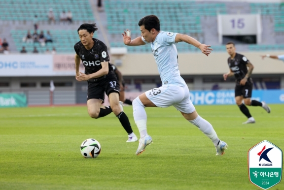 부산 아이파크 미드필더 성호영. /사진=한국프로축구연맹 제공