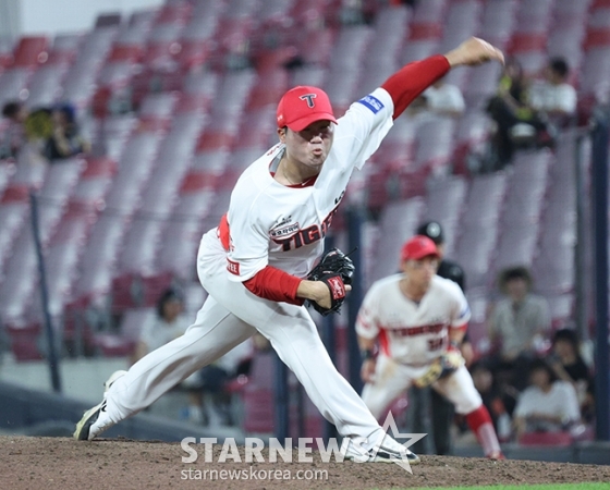 [포토] 김기훈 '전력투로 맞선다'