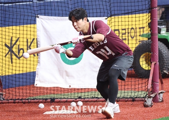 [포토] 박수종 '공격의 기본은 번트죠'