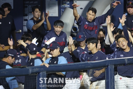 [포토] 황성빈 '마황은 음향 담당'