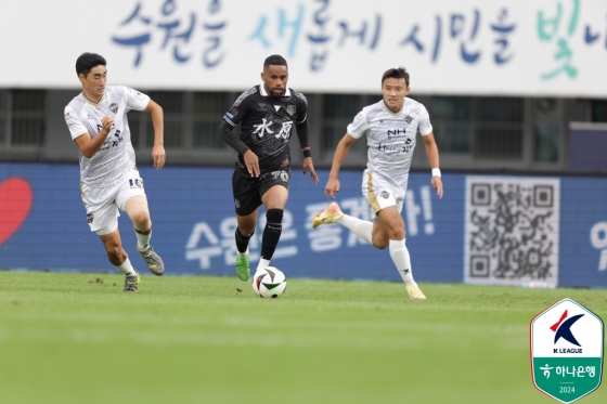 안데르손(가운데). /사진=한국프로축구연맹 제공