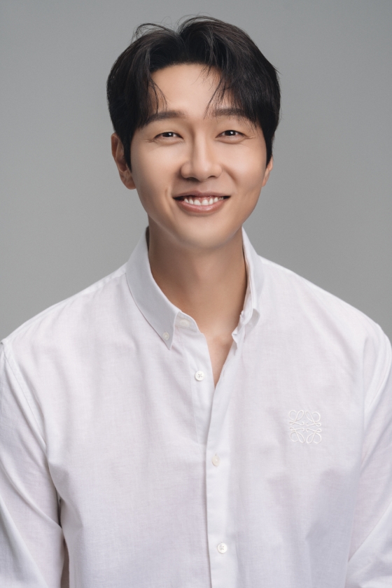 배우 지현우/사진제공=로얄티이엔엠