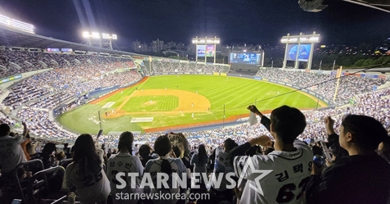 [포토] 두산 베어스 '곰이 느리다고?'