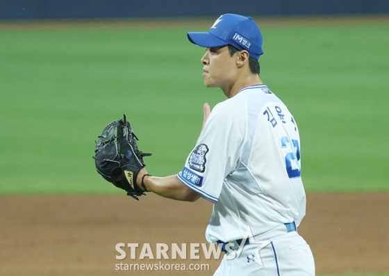 [포토] 김윤수 '막았다'