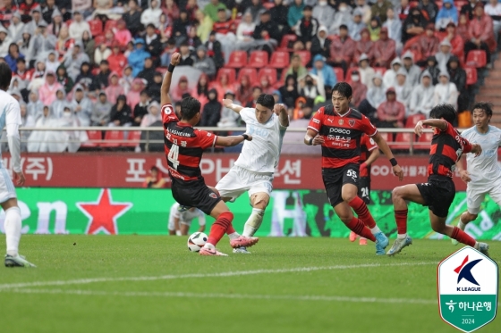 주민규(가운데) 득점 당시. /사진=한국프로축구연맹 제공