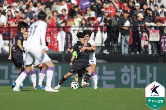 FC안양-부천FC 경기 모습. /사진=한국프로축구연맹 제공