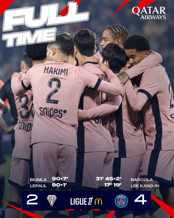 기뻐하는 PSG 선수들. /사진=PSG 공식 SNS