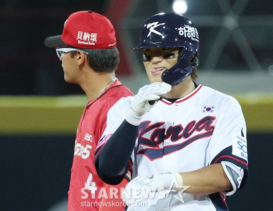 [포토] 김도영 '혀 깨물고 타이베이 신고식'