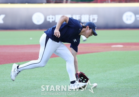 [포토] 김도영 '저인망 수비도 깔끔하게'