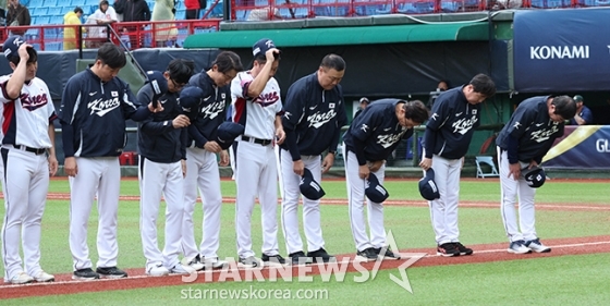 [포토] 류중일 감독 '아쉽지만 여기까지'