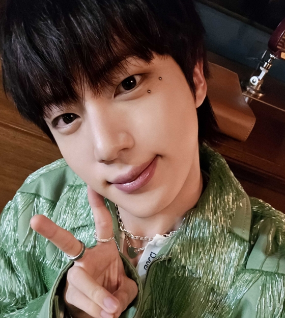 "JIN OUR WWH" 방탄소년단 진 '지미 팰런쇼' 폭발적 반응..美 실시간 트렌드 1위