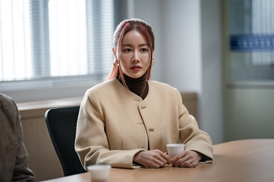 '가석방 심사관 이한신' 황우슬혜 스틸컷/사진제공=tvN