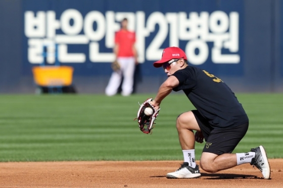 서건창이 2루 수비에 나서고 있다. /사진=KIA 타이거즈 제공