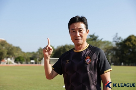 이을용 경남FC 감독. /사진=한국프로축구연맹 제공