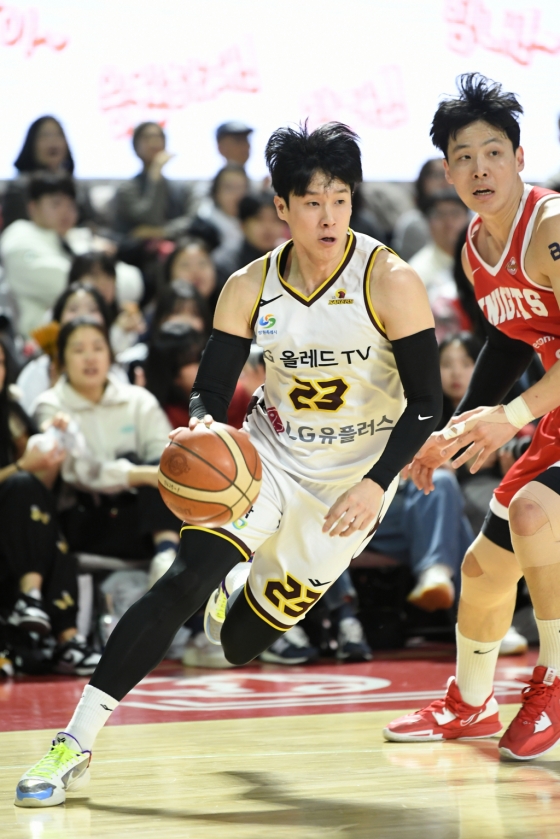돌파하는 전성현의 모습. /사진=KBL 제공