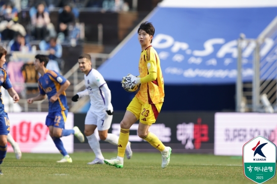 울산HD 골키퍼 문정인. /사진=한국프로축구연맹 제공