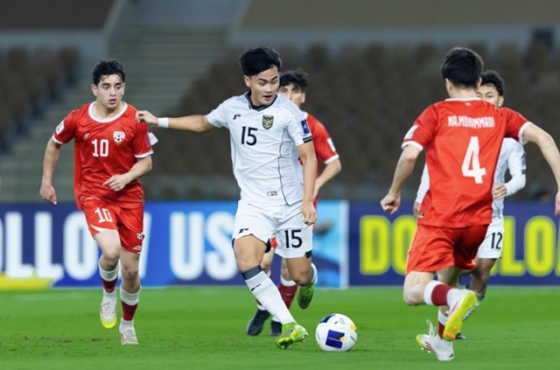 인도네시아 U-17 대표팀(가운데 흰색 유니폼)의 경기. /사진=아시아축구연맹 홈페이지 캡처