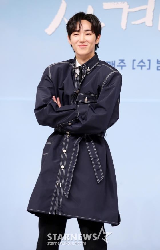하유준, 신인이라 수줍어요[★포토]