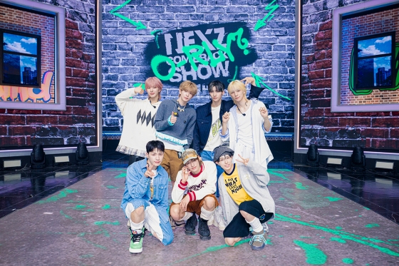 'JYP 보이그룹' NEXZ(넥스지), 느낌 좋은 컴백쇼 7人 매력 '대방출'