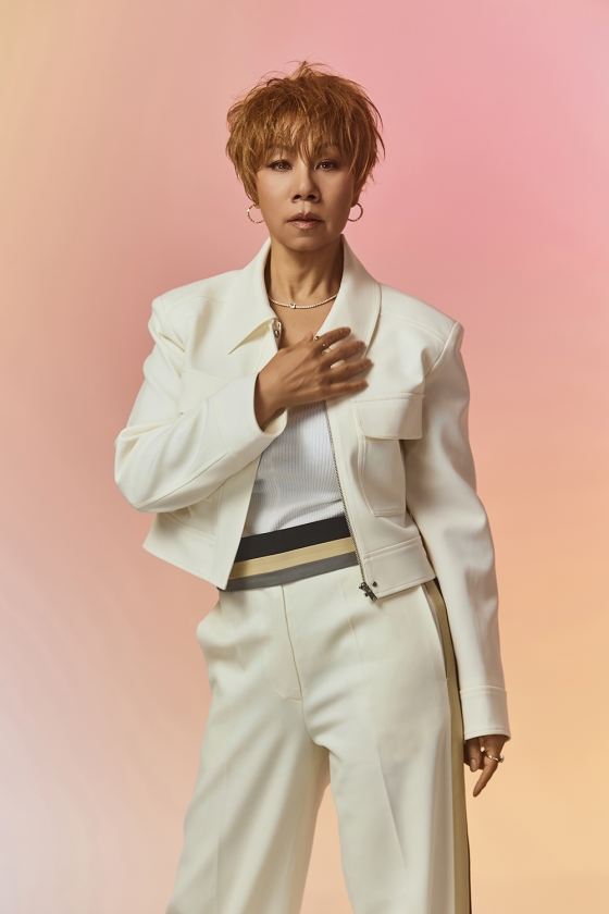 인순이, 5월 9일 신보 '바보 멍청이 똥개' 발매
