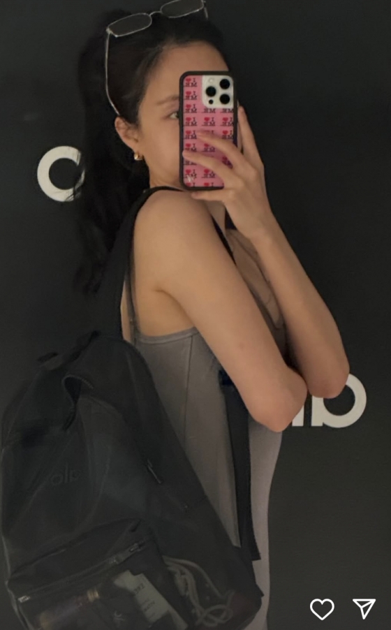 /사진=손나은 SNS