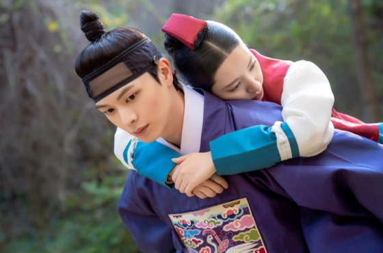 '귀궁' 육성재♥김지연, 천년의 첫사랑 '확신의 썸'