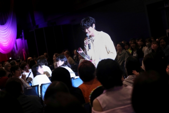 이준영, 열도 女心 훔쳤다