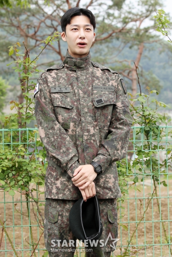 전역 소감 전하는 형원[★포토]