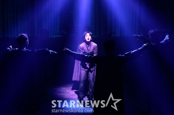 연극 킬링시저 프레스콜 '화려한 조명'[★포토]