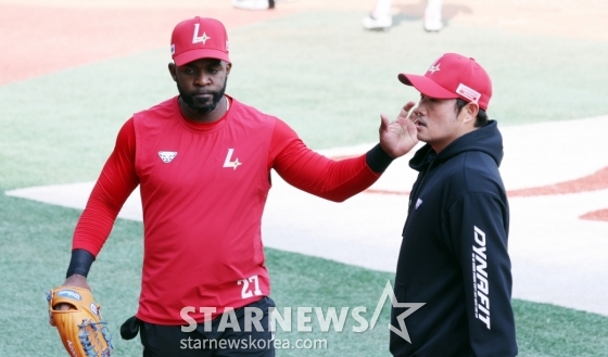 [포토]'오늘은 지영이 형이 파트너'