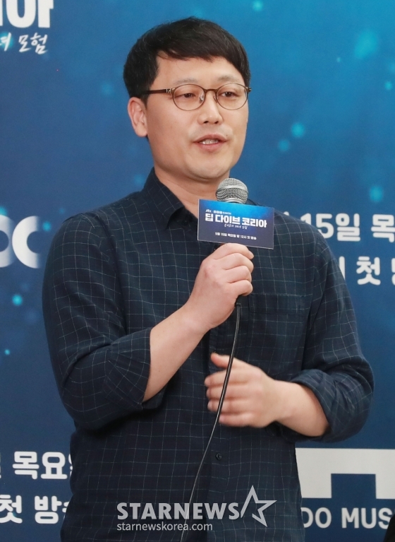 인사말하는 '딥 다이브 코리아' 허진 국장[★포토]
