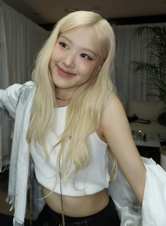 /사진='로제' SNS 채널
