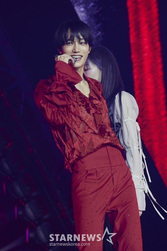 카이 '정열의 레드'[★포토]